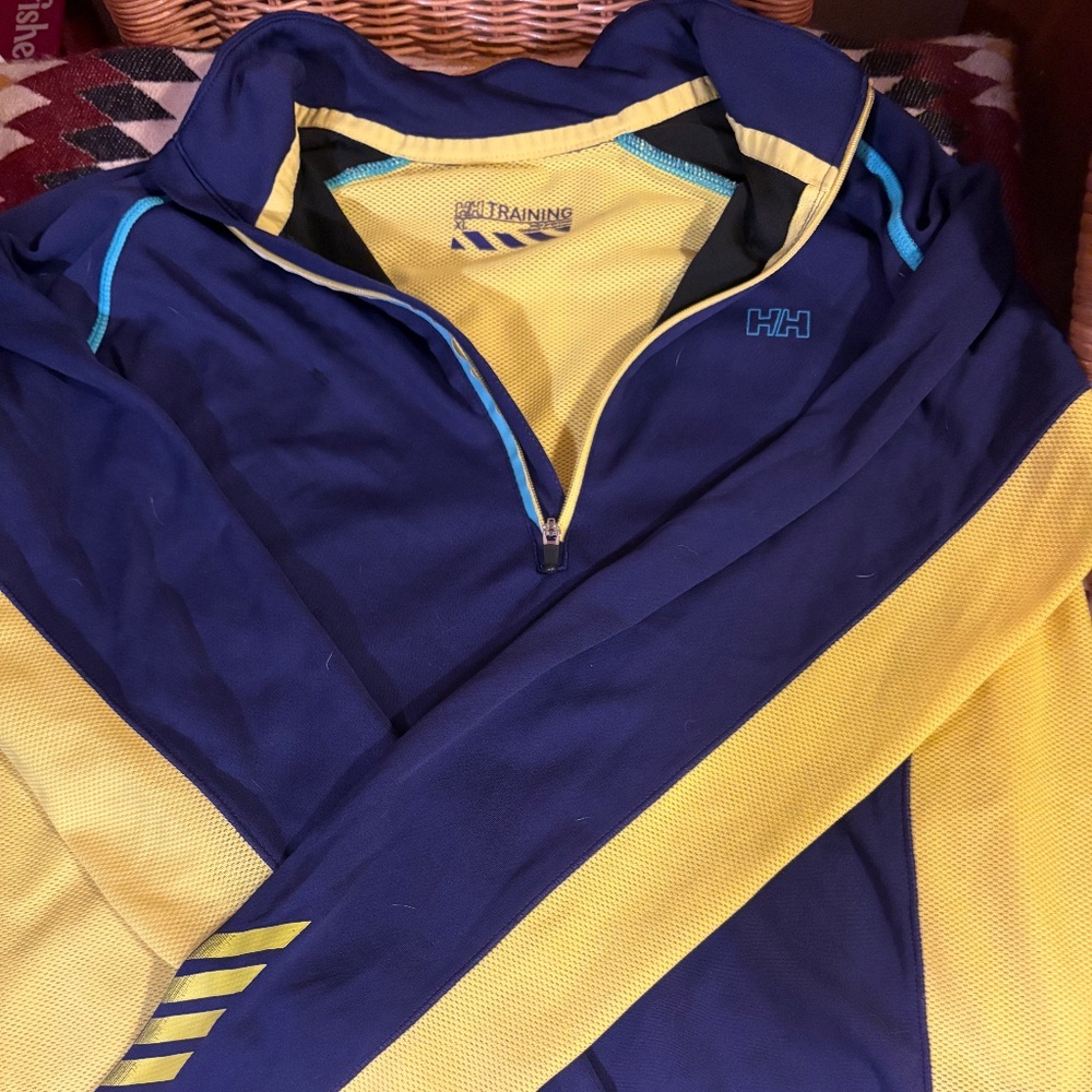 Helly Hansen training top